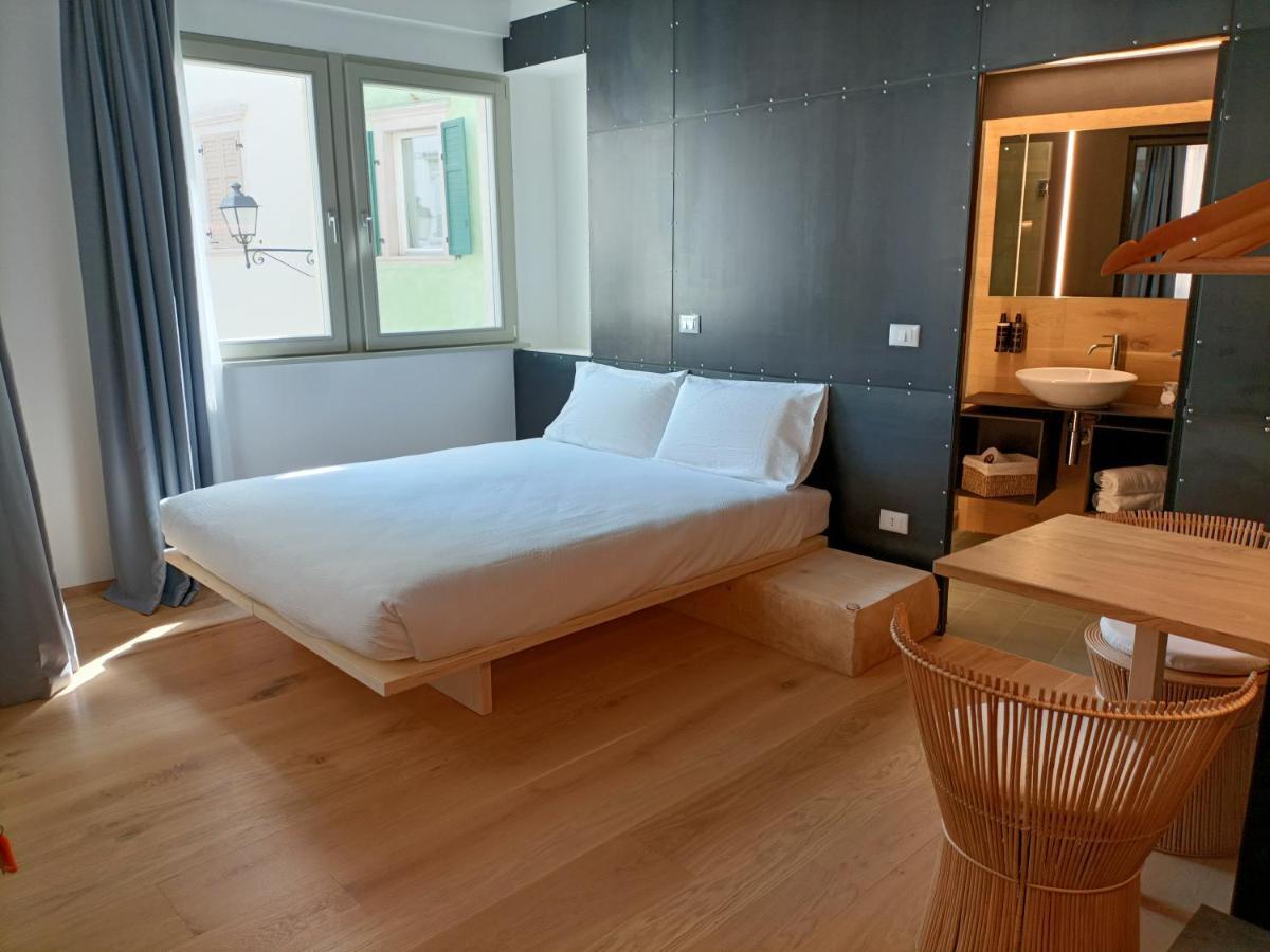 Le Meridiane City Rooms In Trento Exterior photo